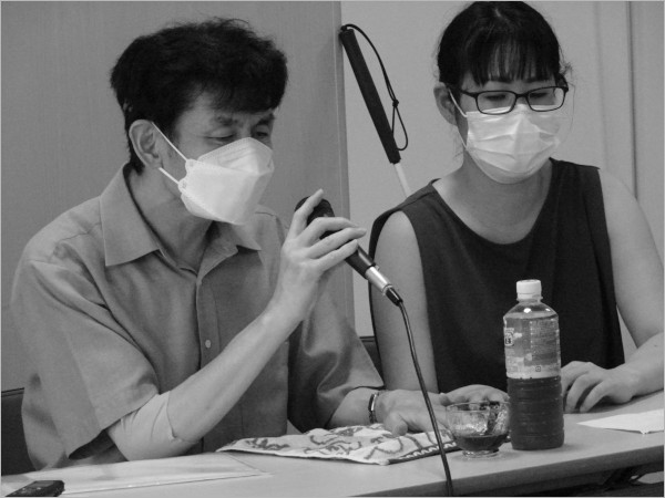 藤鹿さんと通訳